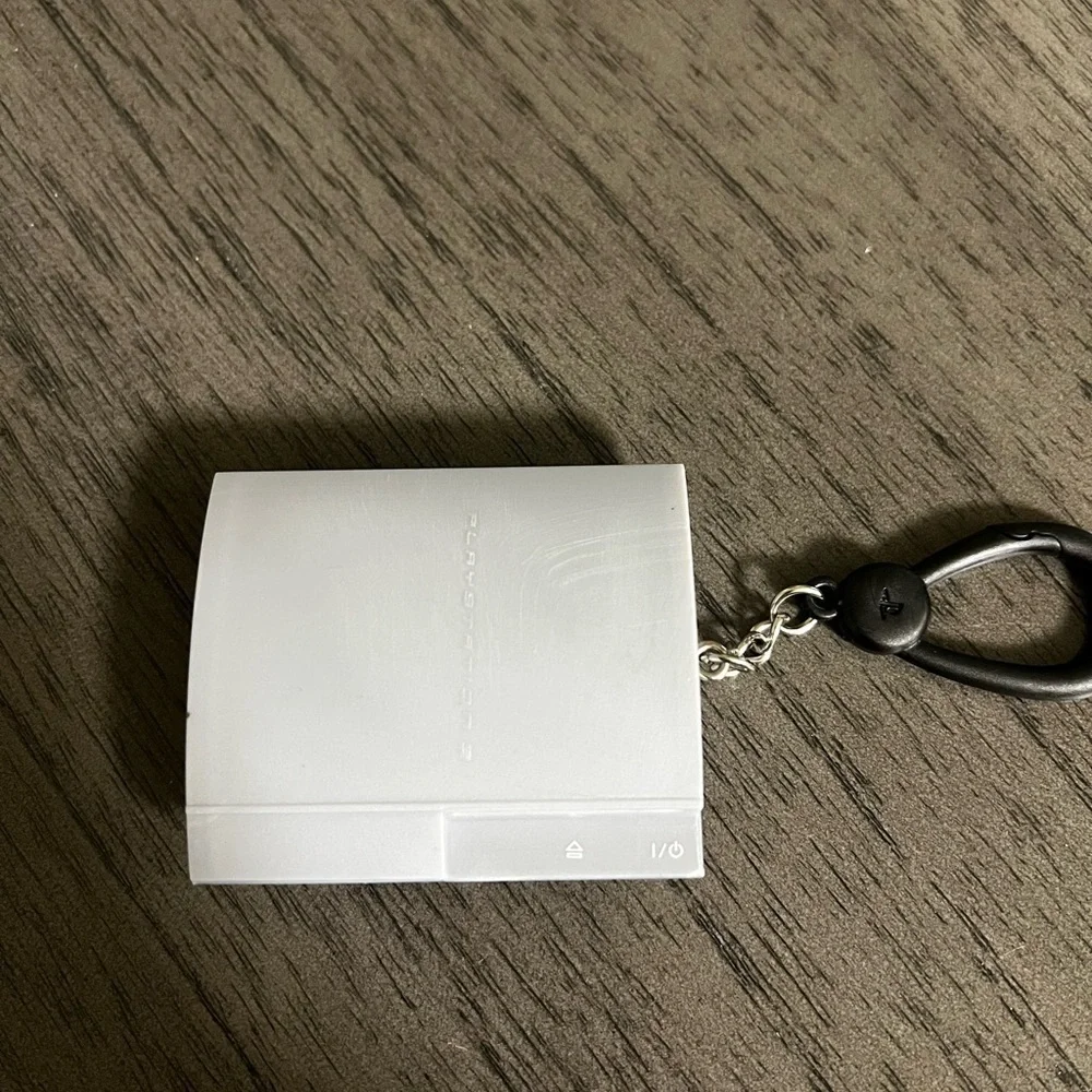 Various Sony Keychains - Picture 2 of 3